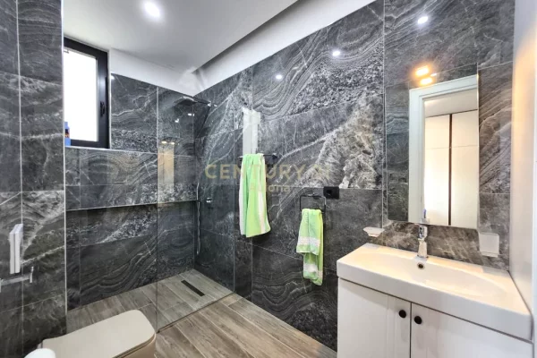 Apartment for sale in Vlora 2+1, Furnished