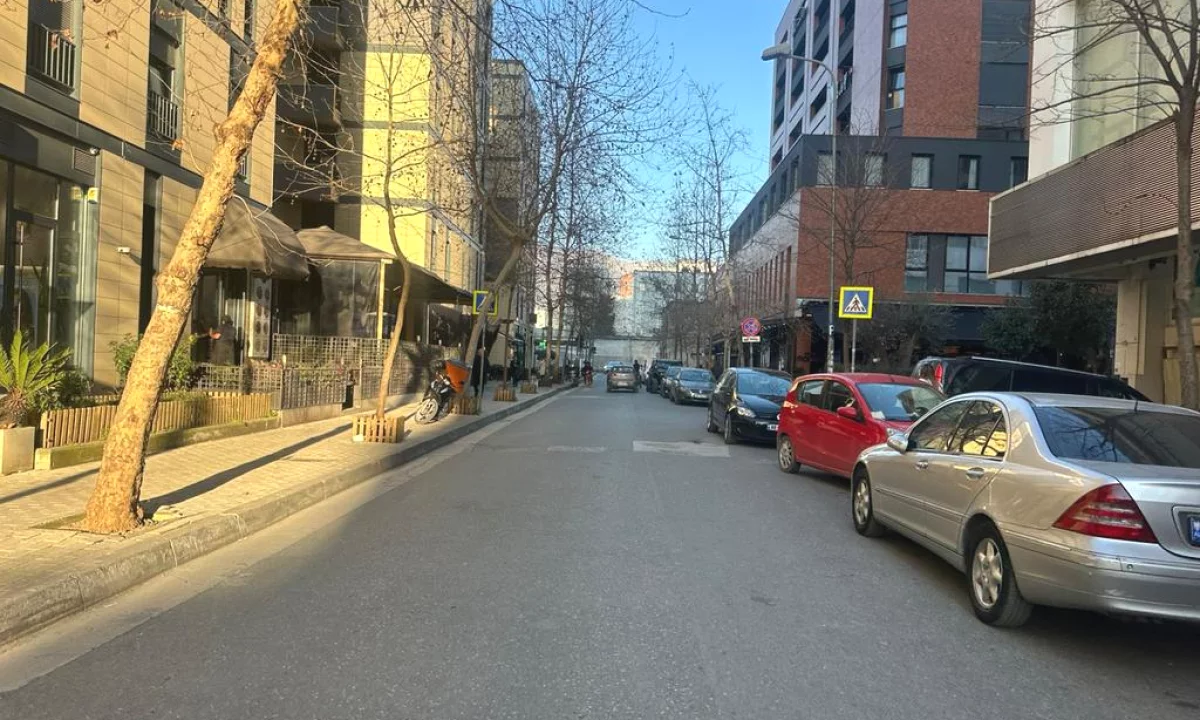 Hipoteka, Japim me qira Restorant te Kompletuar