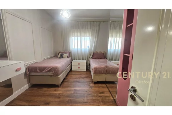 Shtepi me qera Apartament ne Tirane, 2+1, Mobilimi E mobiluar, Pagesa 750  Euro.
