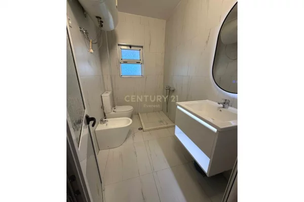 Apartment for sale in Tirana 1+1, Emty