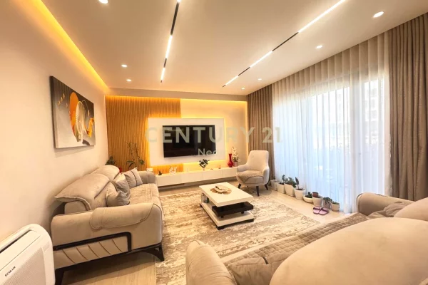 House for Sale 2+1 in Tirana - 440,000 Euro