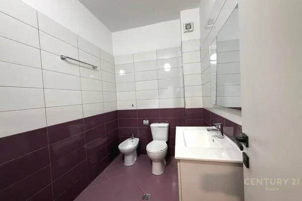 Shtepi me qera Apartament ne Tirane, 2+1, Mobilimi E mobiluar, Pagesa 650  Euro.