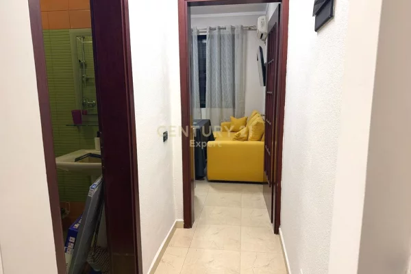 Appartamento in vendita a Tirana 2+1, Arredato