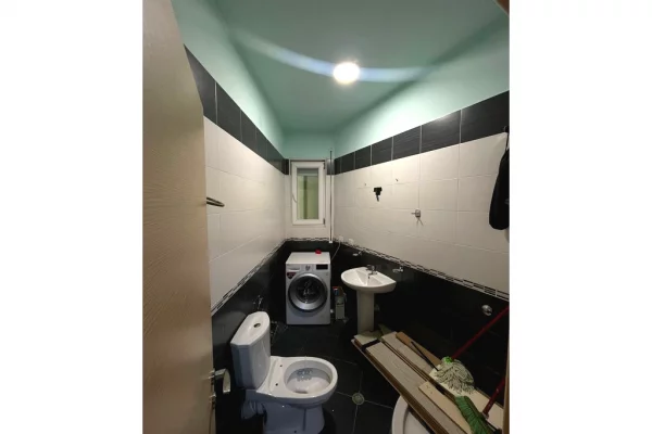 Appartamento in affitto a Tirana 2+1, Arredato