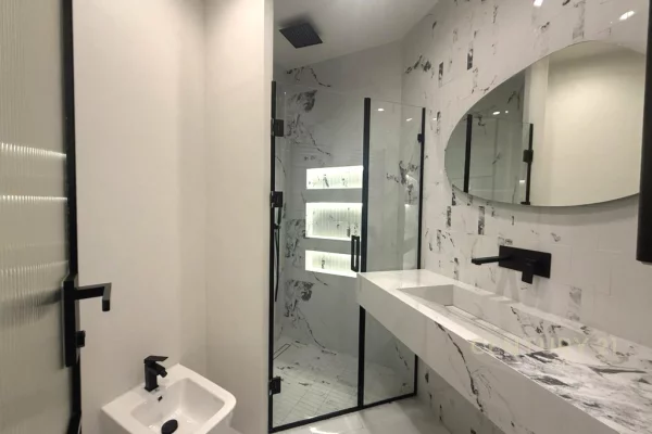 Shtepi ne shitje Apartament ne Tirane, 2+1, Mobilimi E mobiluar, Pagesa 335,000  Euro.