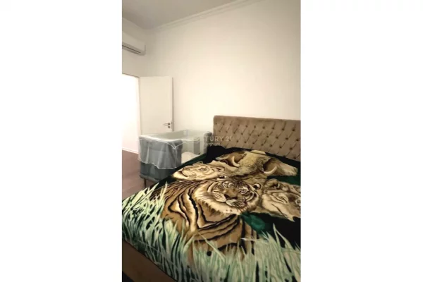 Appartamento in vendita a Tirana 2+1, Arredato