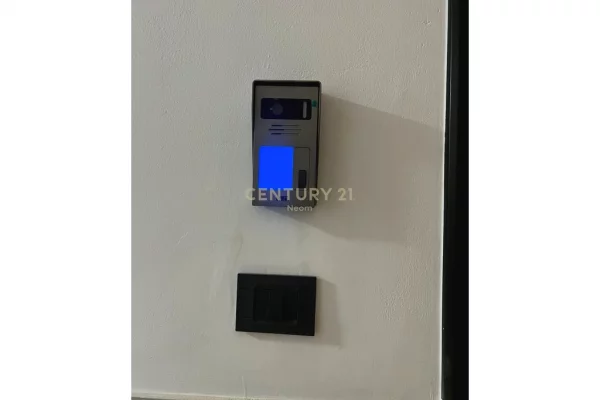 Shtepi ne shitje Apartament ne Tirane, 2+1, Mobilimi Bosh, pa mobiluar, Pagesa 148,500  Euro.