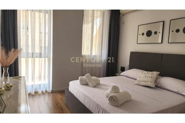 Shtepi me qera Apartament ne Tirane, 2+1, Mobilimi E mobiluar, Pagesa 750  Euro.