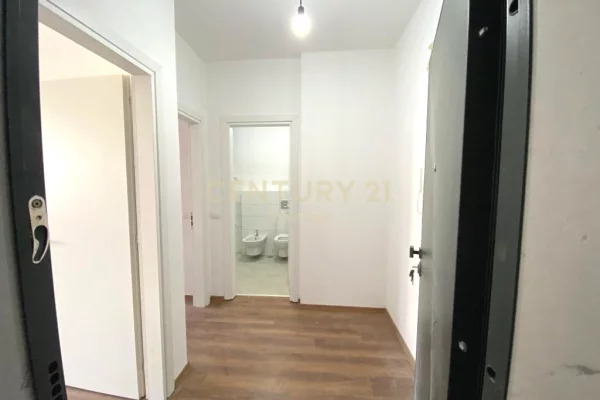 Shtepi me qera Apartament ne Tirane, 1+1, Mobilimi E mobiluar, Pagesa 750  Euro.