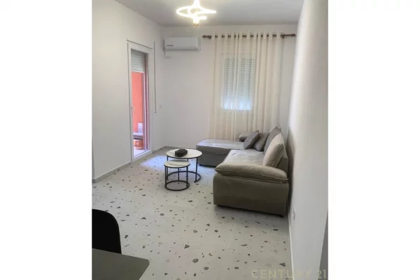 Shtepi me qera Apartament ne Tirane, 1+1, Mobilimi E mobiluar, Pagesa 500  Euro.