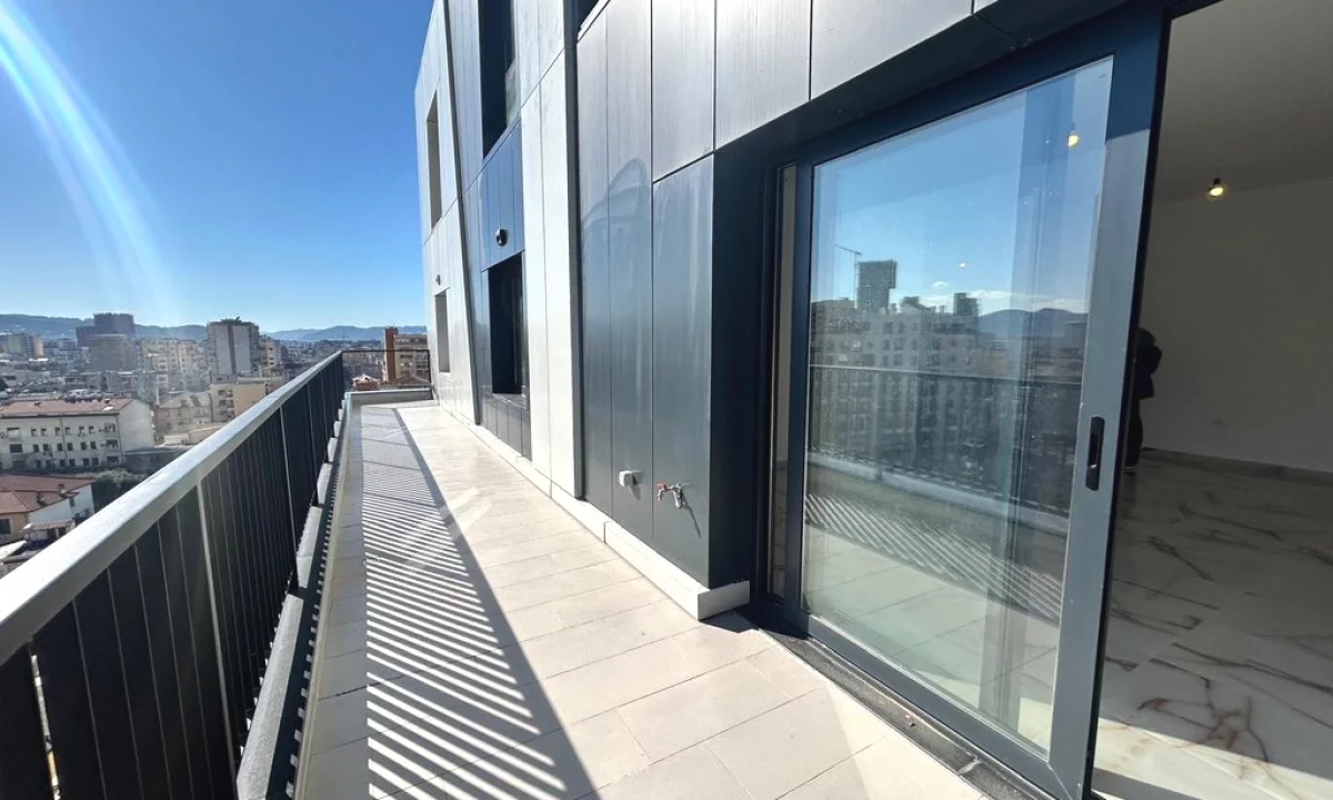 Apartment for rent in Tirana 2+1, Emty