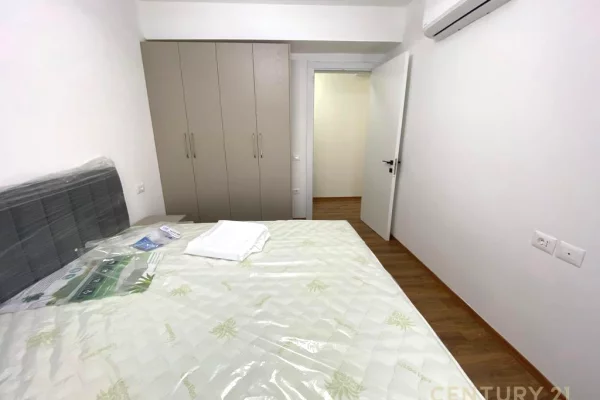 Shtepi me qera Apartament ne Tirane, 2+1, Mobilimi E mobiluar, Pagesa 800  Euro.