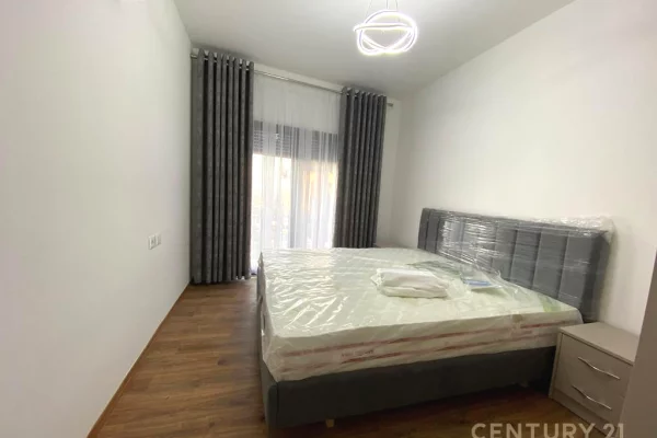 Shtepi me qera Apartament ne Tirane, 2+1, Mobilimi E mobiluar, Pagesa 800  Euro.