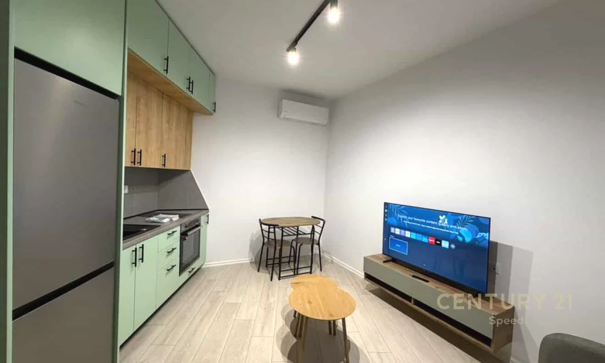 Appartamento in affitto a Tirana 1+1, Arredato