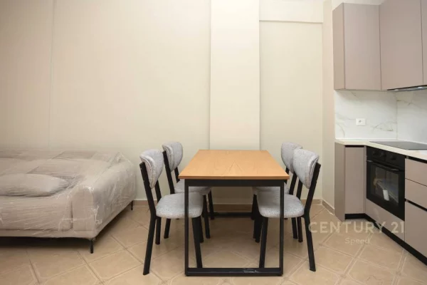 Appartamento in affitto a Tirana 1+1, Arredato