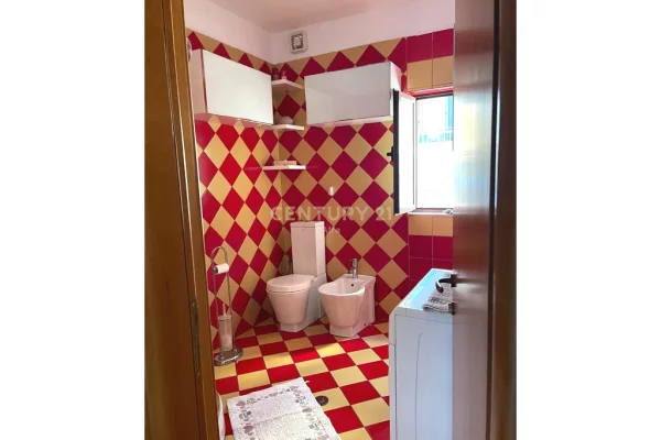 Appartamento in affitto a Tirana 2+1, Arredato