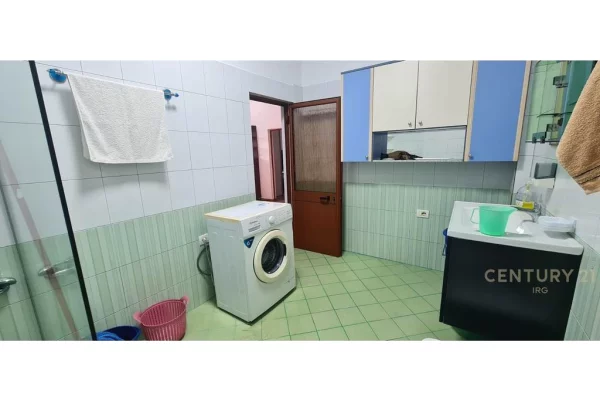 Appartamento in affitto a Tirana 1+1, Arredato