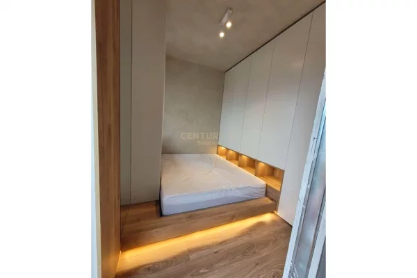 Shtepi me qera Apartament ne Tirane, 1+1, Mobilimi E mobiluar, Pagesa 550  Euro.