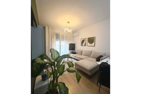 5 MAJI, SHESIM APARTAMENT 2+1+2 !