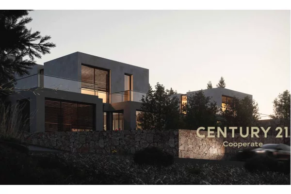 Luxury villas for sale in Vlora 4+1, Emty