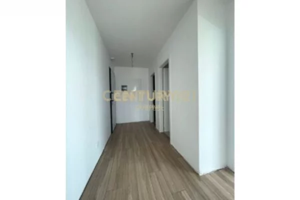 LAKE VIEW, ZYRE PER QIRA (2+1+2)