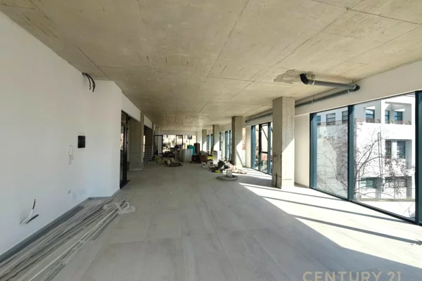 AMBIENT 250 METRA OPEN SPACE BUZE RRUGES BARRIKADAVE PER QIRA!