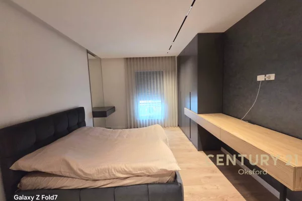 Appartamento in affitto a Tirana 2+1, Arredato