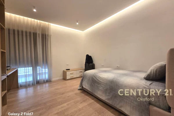 Appartamento in affitto a Tirana 2+1, Arredato