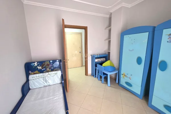 Shtepi me qera Apartament ne Tirane, 2+1, Mobilimi E mobiluar, Pagesa 70,000  Leke.