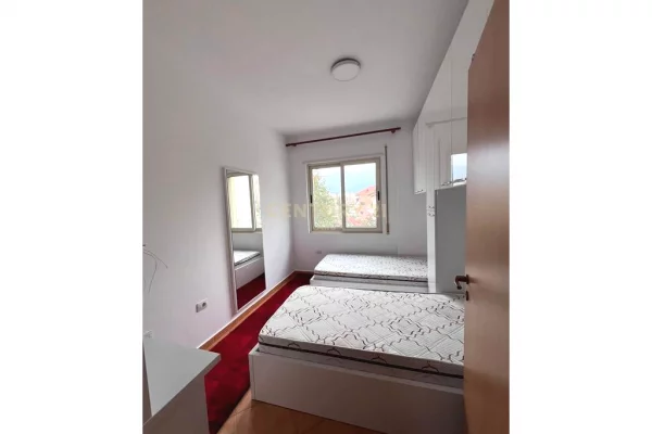 Shtepi me qera Apartament ne Tirane, 2+1, Mobilimi E mobiluar, Pagesa 600  Euro.