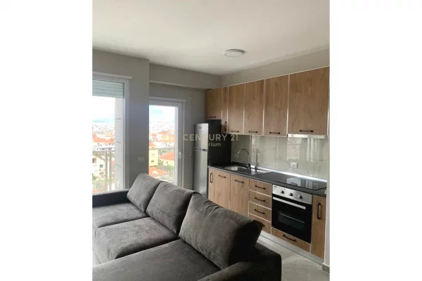 Shtepi me qera 2+1 ne Tirane - 65,000 Leke