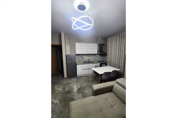 Shtepi me qera Apartament ne Tirane, 1+1, Mobilimi E mobiluar, Pagesa 500  Euro.