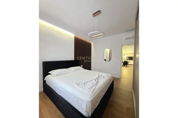 Appartamento in affitto a Tirana 2+1, Arredato