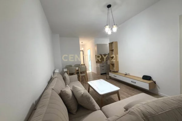 Appartamento in affitto a Tirana 1+1, Arredato