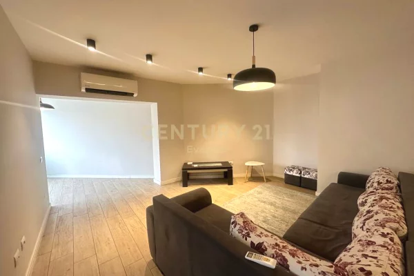 DON BOSKO, APARTAMENT 2+1 PER QIRA