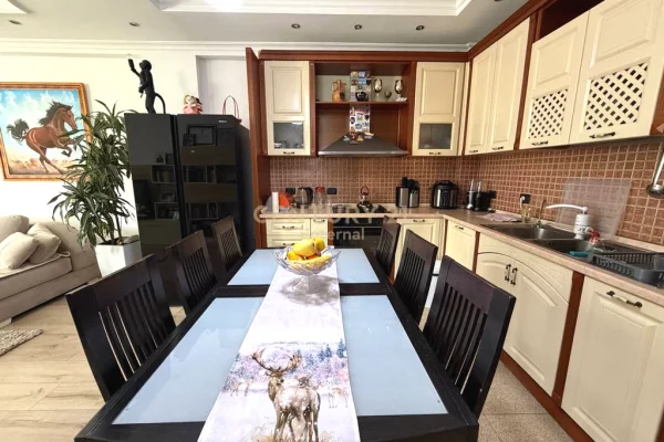 Apartment for sale in Tirana 2+1, Furnished