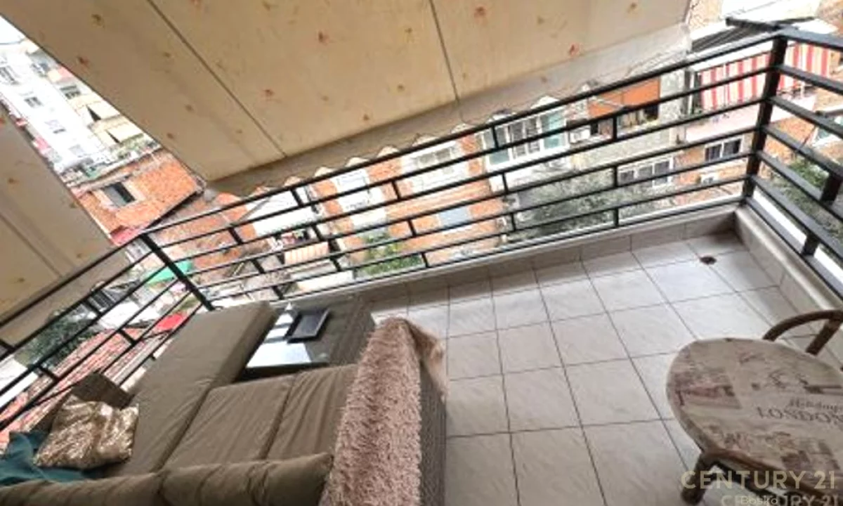 Shtepi me qera Apartament ne Tirane, 2+1, Mobilimi E mobiluar, Pagesa 750  Euro.