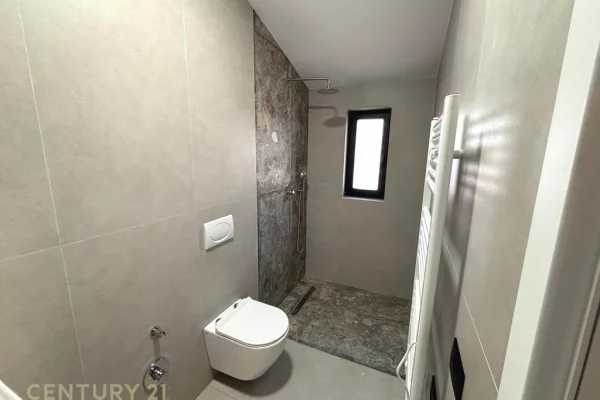 Appartamento in affitto a Tirana 2+1, Arredato