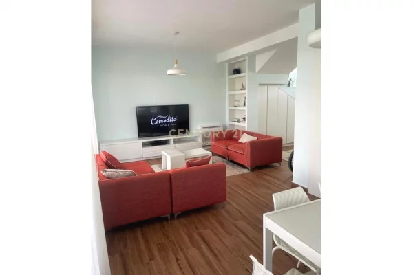 Villa di lusso in affitto a Durazzo 2+1, Arredato