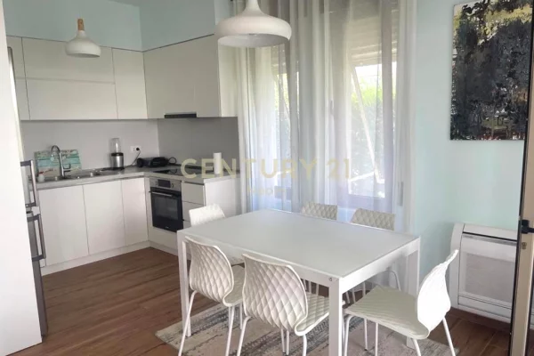 Villa di lusso in affitto a Durazzo 2+1, Arredato