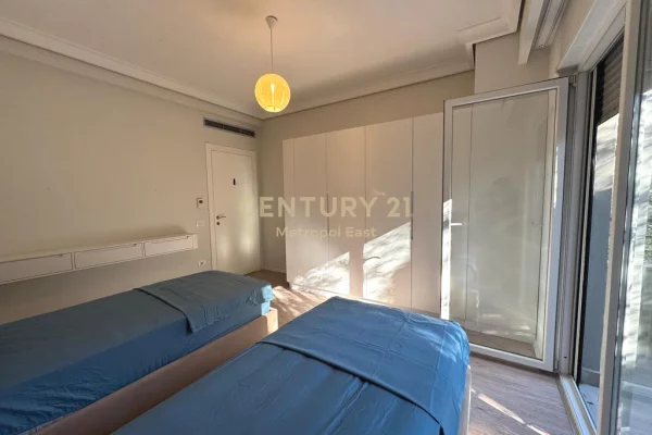 Shtepi me qera Apartament ne Tirane, 3+1, Mobilimi E mobiluar, Pagesa 2,500  Euro.