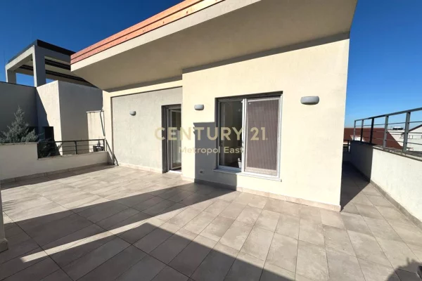 Shtepi me qera Apartament ne Tirane, 3+1, Mobilimi E mobiluar, Pagesa 2,500  Euro.