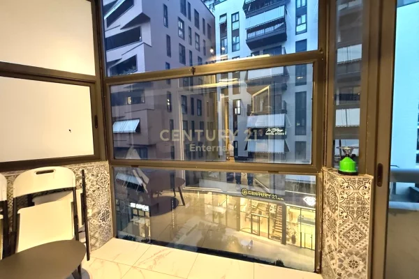 Appartamento in affitto a Tirana 1+1, Arredato