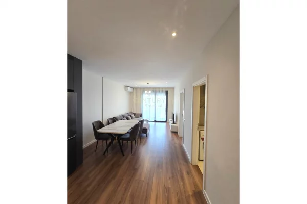 Appartamento in affitto a Tirana 1+1, Arredato