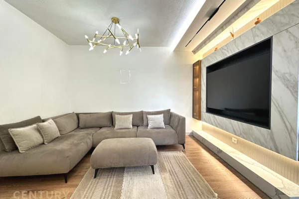 Shtepi me qera Apartament ne Tirane, 2+1, Mobilimi E mobiluar, Pagesa 750  Euro.