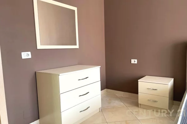 Shtepi me qera Apartament ne Tirane, 1+1, Mobilimi E mobiluar, Pagesa 500  Euro.