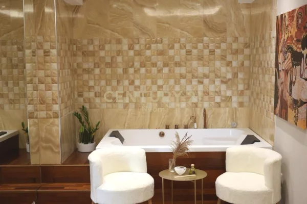 Shtepi ne shitje Apartament ne Tirane, 3+1, Mobilimi E mobiluar, Pagesa 650,000  Euro.