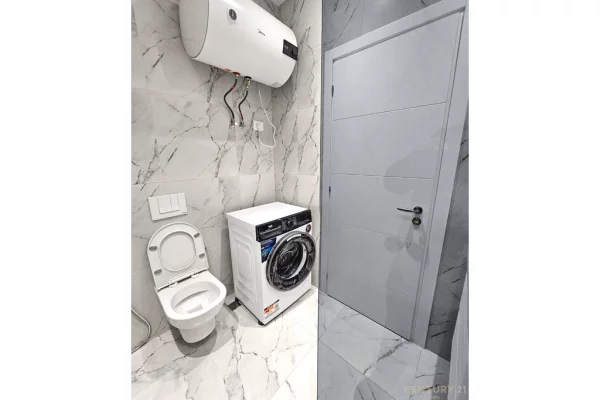 Appartamento in affitto a Tirana 1+1, Vuoto