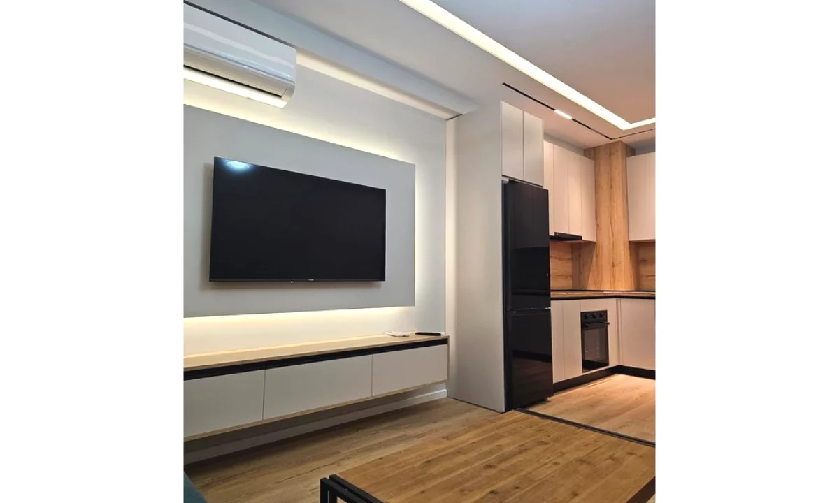 Appartamento in affitto a Tirana 1+1, Vuoto