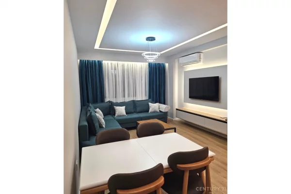 Appartamento in affitto a Tirana 1+1, Vuoto